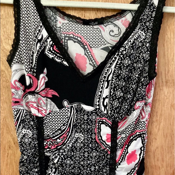 SELE Tops - Long-lined ruched light  tank top by SELE lace details (hides a tummy!) Sz S